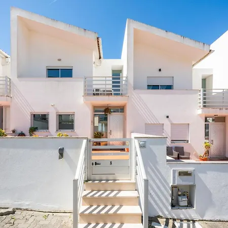 بيت للعطل Nativo Big Wave Front Row 2br *