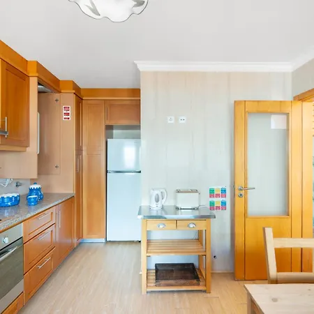 Nativo Big Wave Front Row 2br * نازاريه